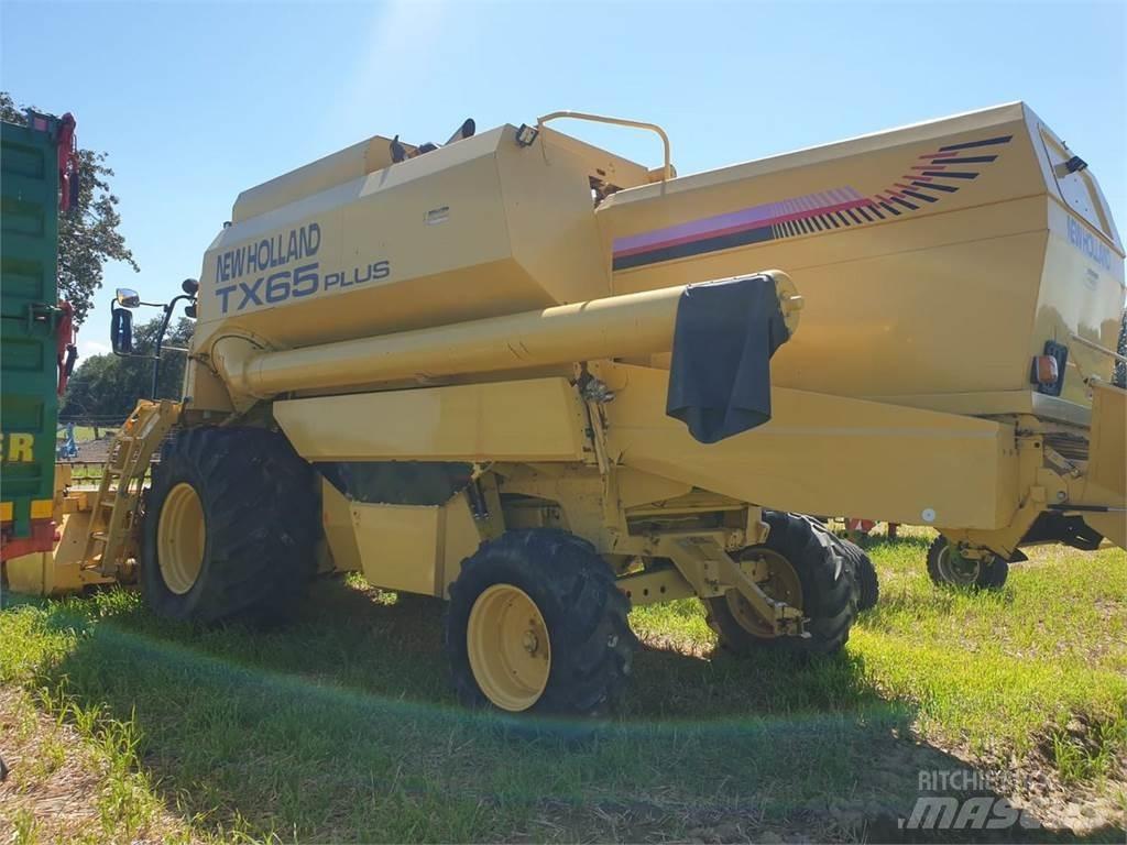 New Holland TX 65 Ražas novākšanas kombaini