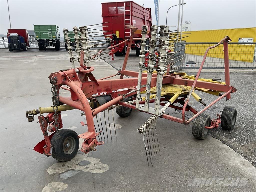 Pöttinger TOP 461 N Vālotāji