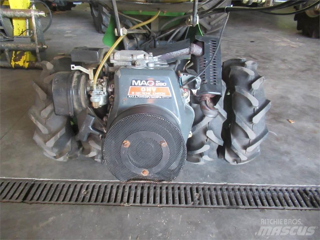  Pucha 307 Mauriņa traktors