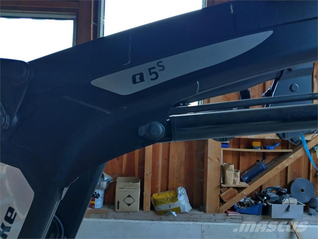 Quicke Q5S Frontālo iekrāvēju papildaprīkojums