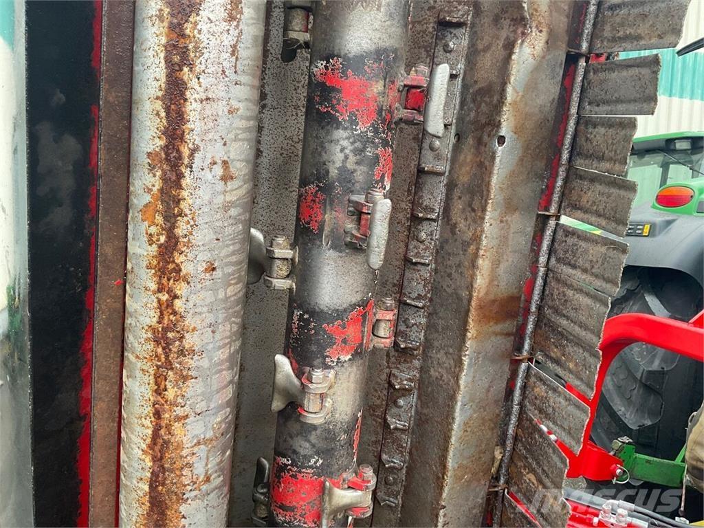 Tehnos MB 220LW Pļaujmašīnas/pašgājēji