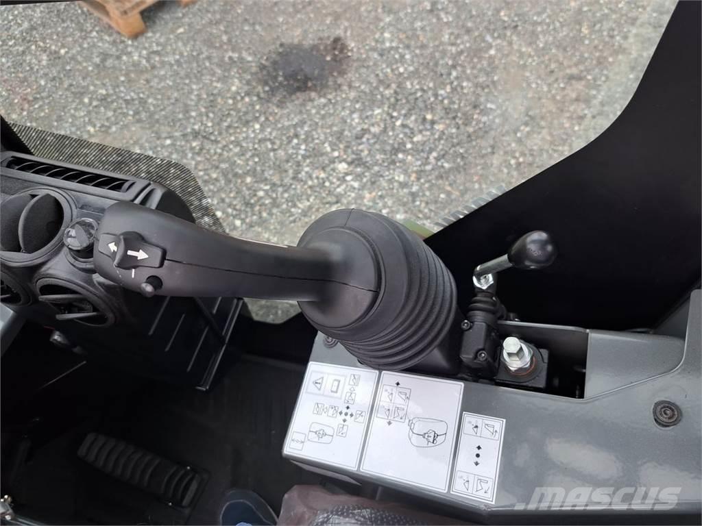 Weidemann 1260 LP Frontālie iekrāvēji un ekskavatori