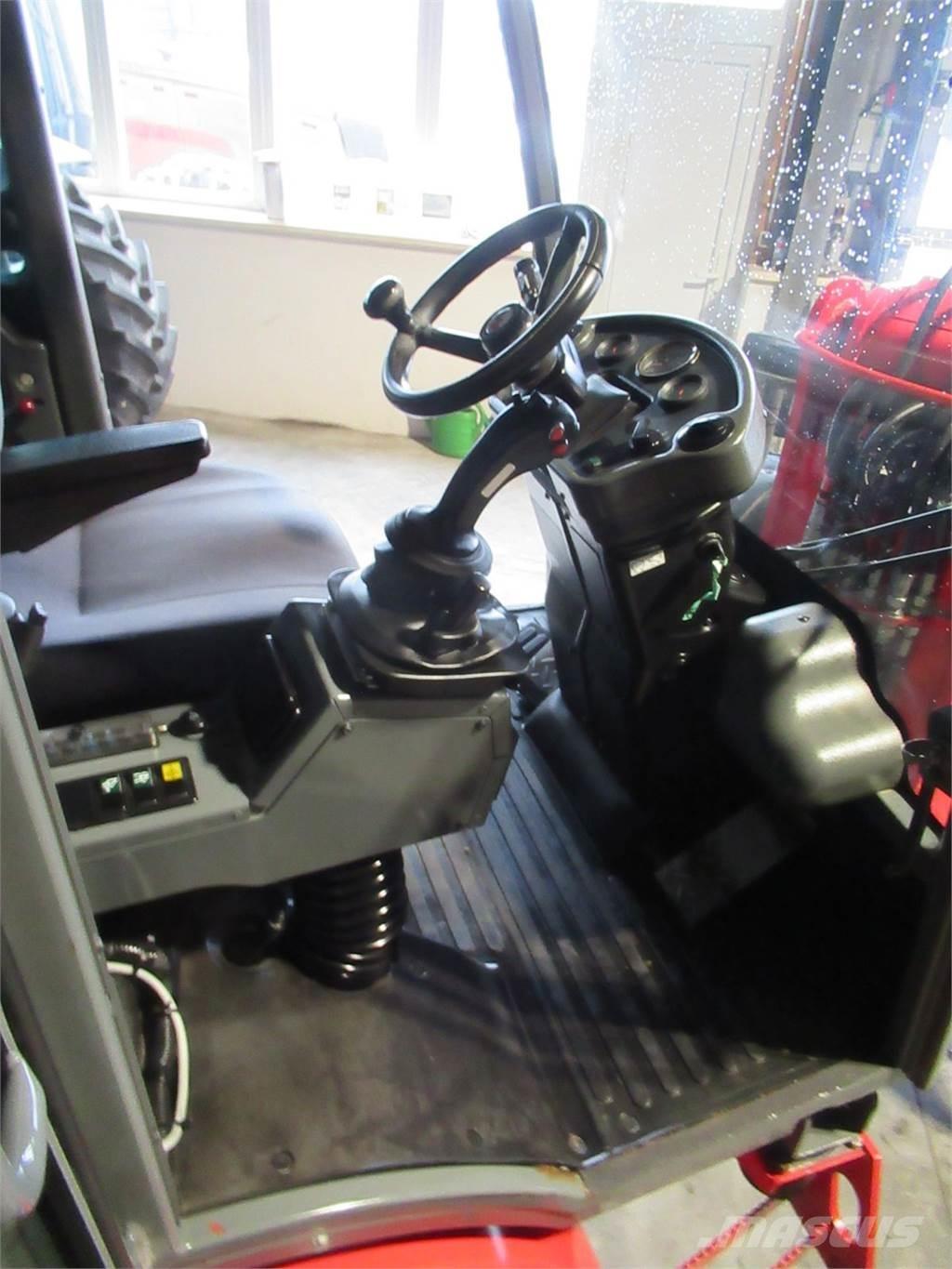 Weidemann 3070 CX60 Frontālie iekrāvēji un ekskavatori