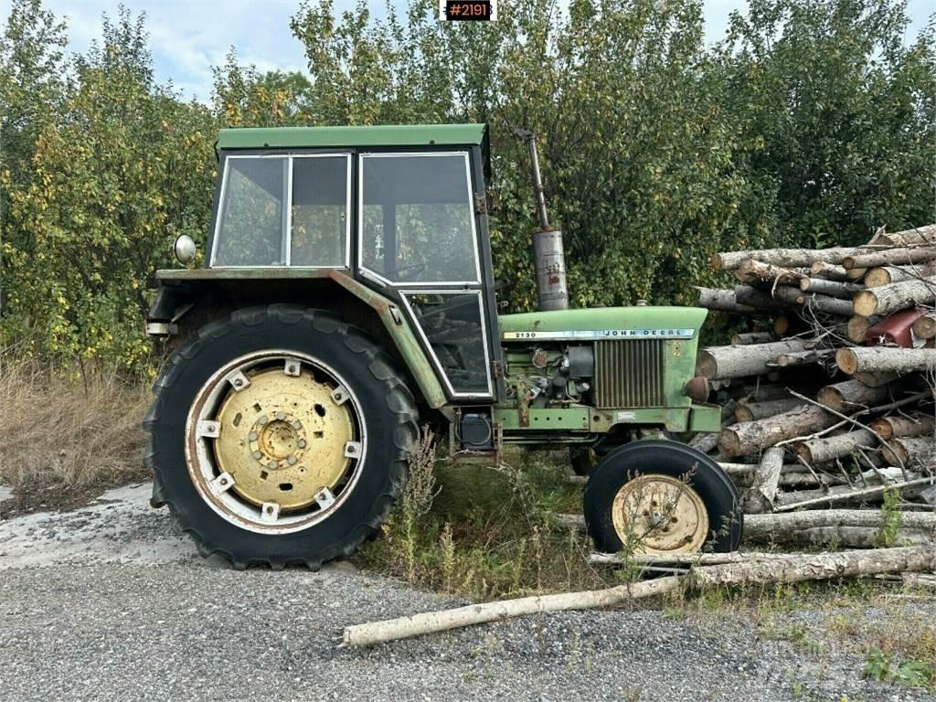 John Deere 2130 Traktori
