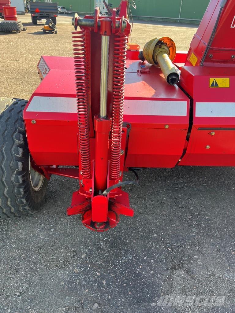 JF FCT 900 Cits lopbarības novācēju, kombainu aprīkojums