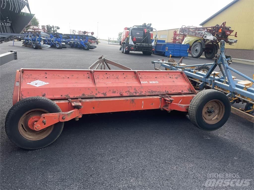 Kuhn BP28 Cits lopbarības novācēju, kombainu aprīkojums