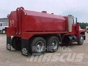 Mack R690ST Ūdens mašīnas