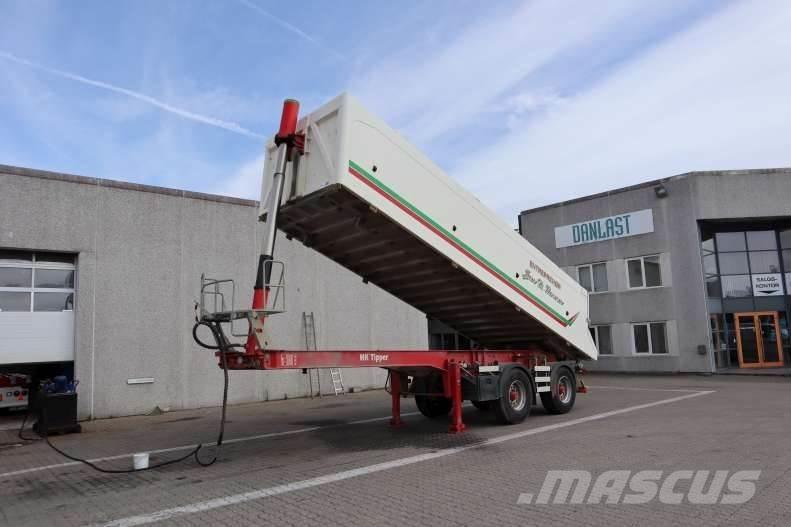  HK TIPPER 26 m³ Piekabes pašizgāzēji
