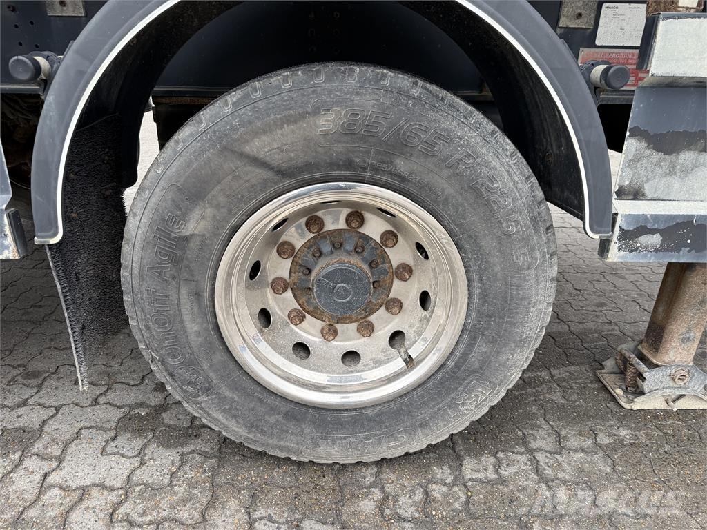 Kel-Berg 23 m³ Piekabes pašizgāzēji