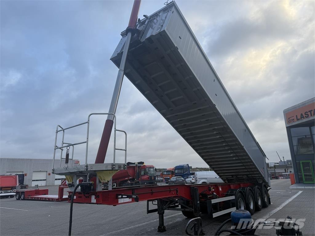 Langendorf 35 m³ Piekabes pašizgāzēji