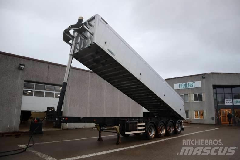  Trailerpartner 38 m³ Piekabes pašizgāzēji