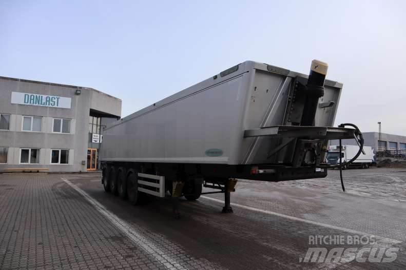  Trailerpartner 38 m³ Piekabes pašizgāzēji
