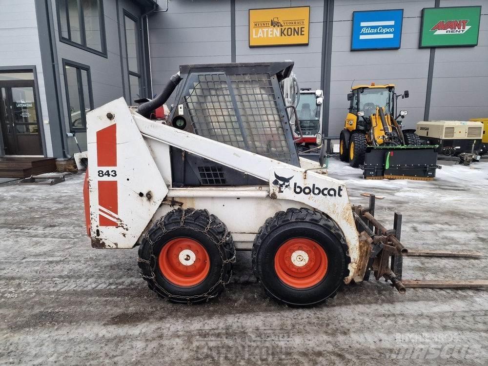 Bobcat 843 Lietoti riteņu kompaktiekrāvēji
