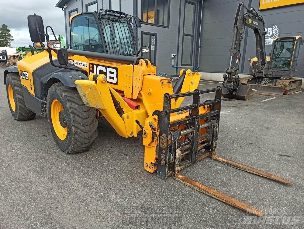 JCB 535-125 kurottaja Teleskopiskie manipulatori