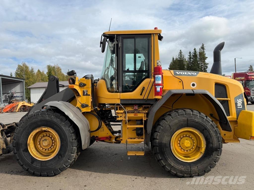 Volvo L90G Iekrāvēji uz riteņiem