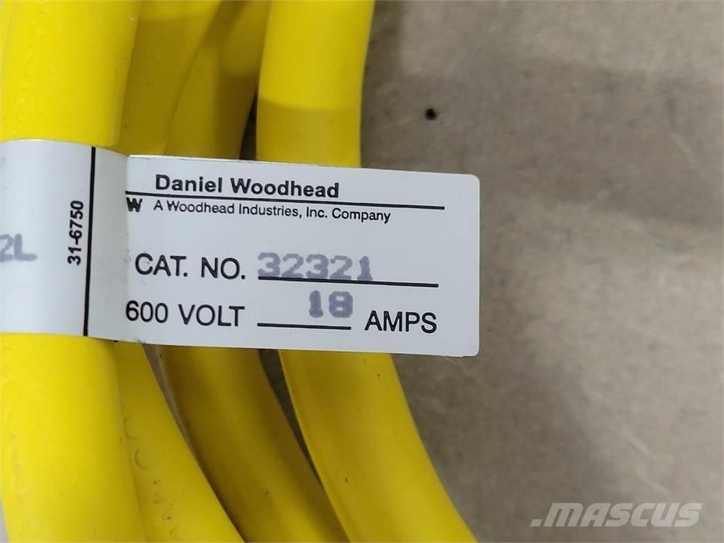  BRAD HARRISON 32321 Būvniecība- Citi