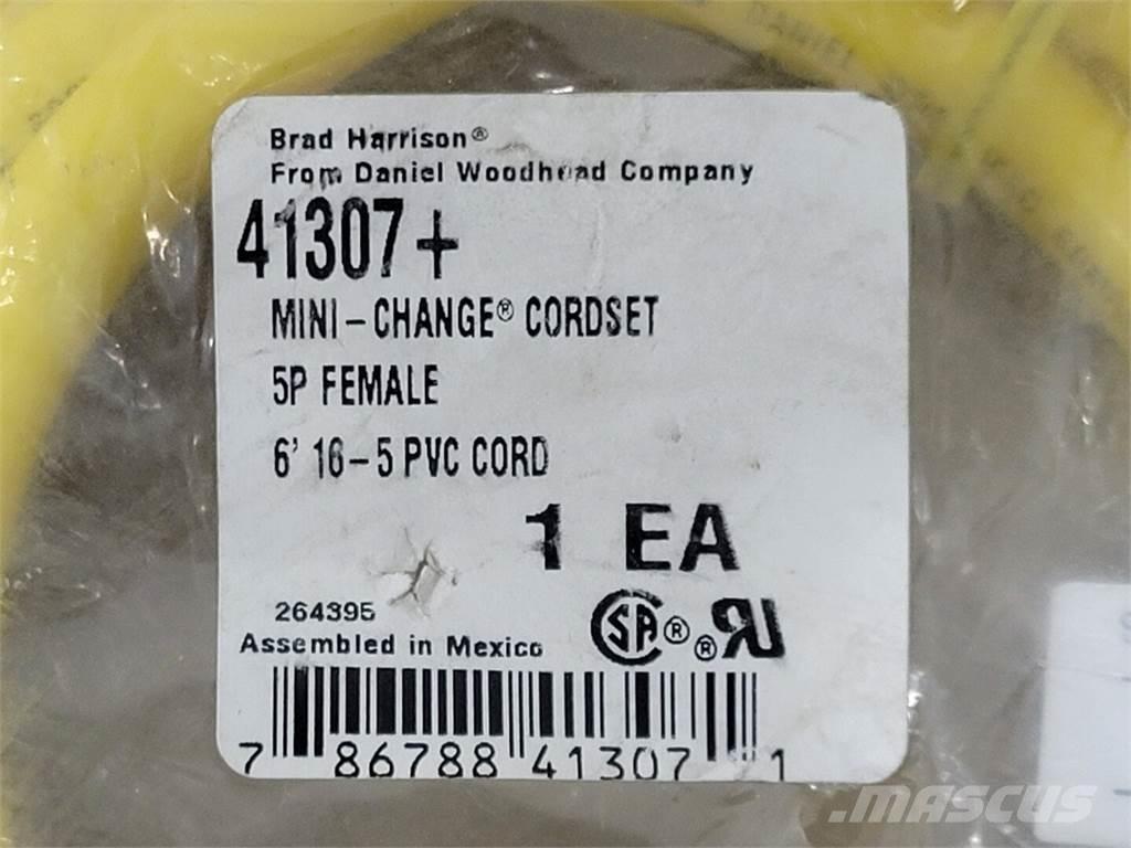  BRAD HARRISON 41307 Būvniecība- Citi