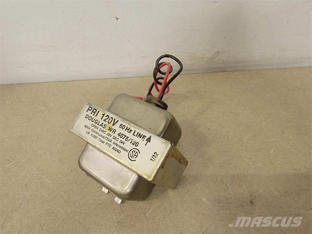  DOUGLAS WR 4075/120 Būvniecība- Citi