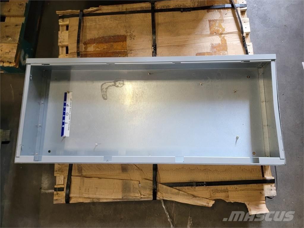 Eaton EZB2048RBS Būvniecība- Citi