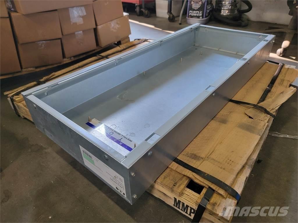 Eaton EZB2048RBS Būvniecība- Citi