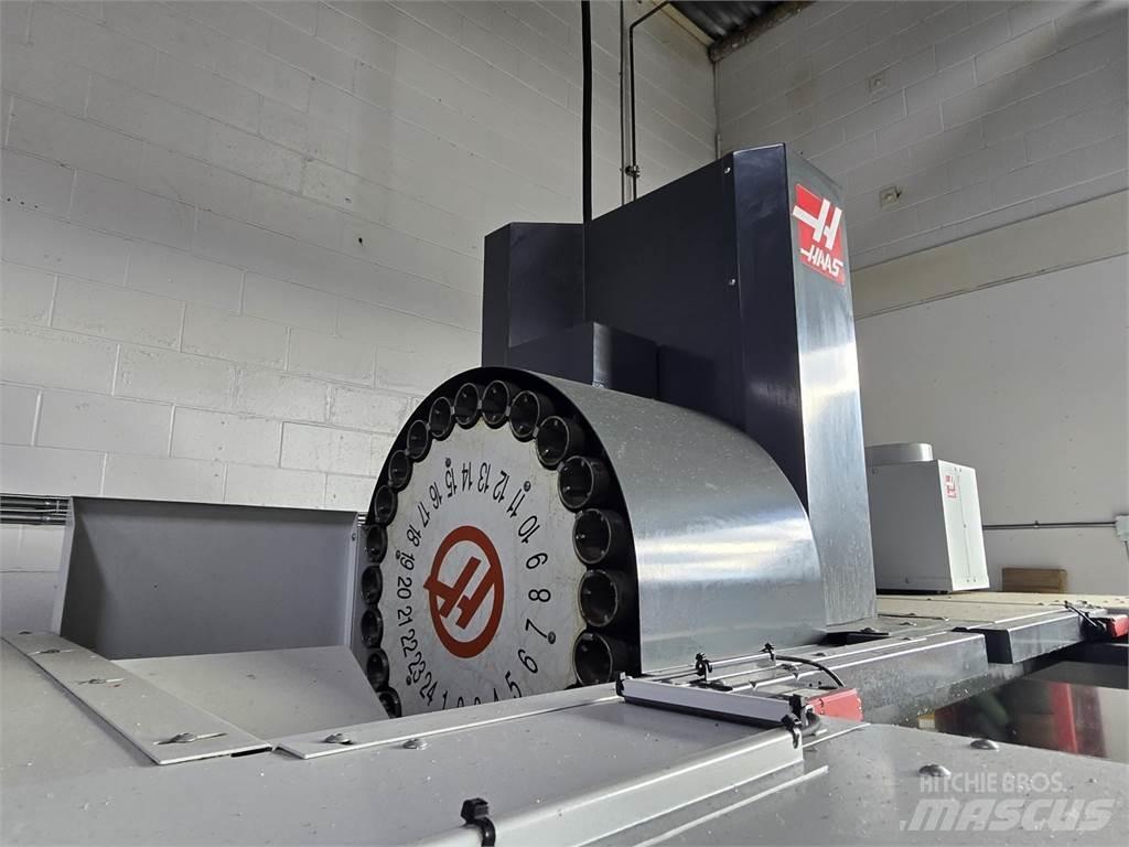 Haas VF-4SS Būvniecība- Citi