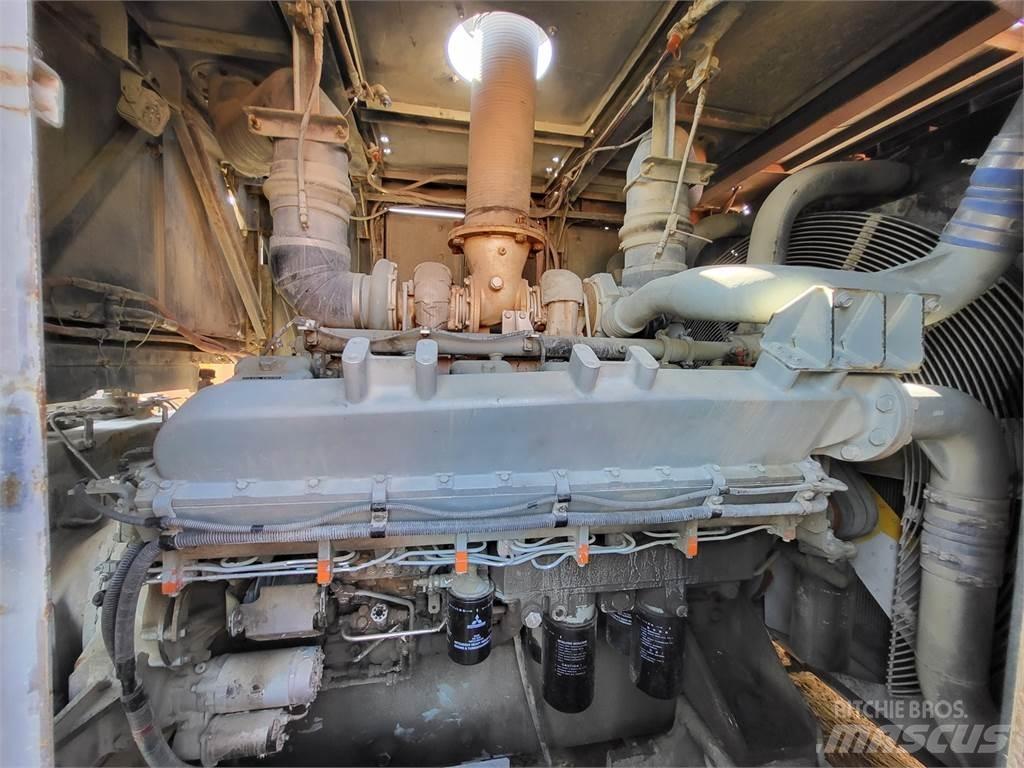 Hitachi S12A2-Y1TAA1 Dzinēji