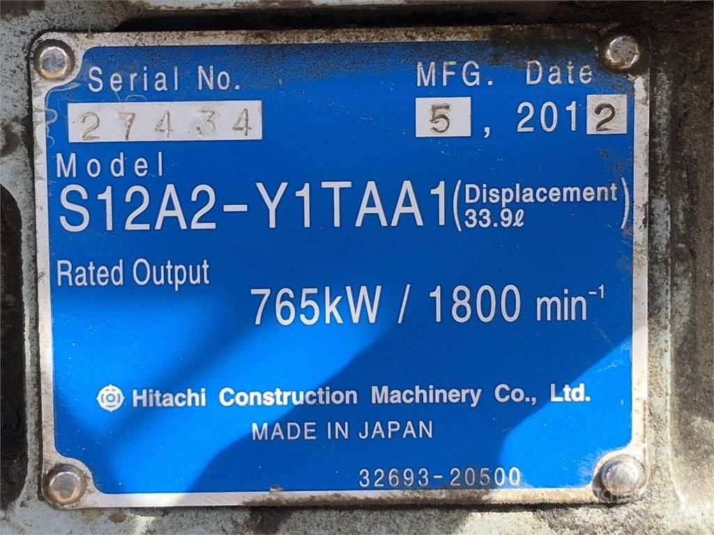 Hitachi S12A2-Y1TAA1 Dzinēji