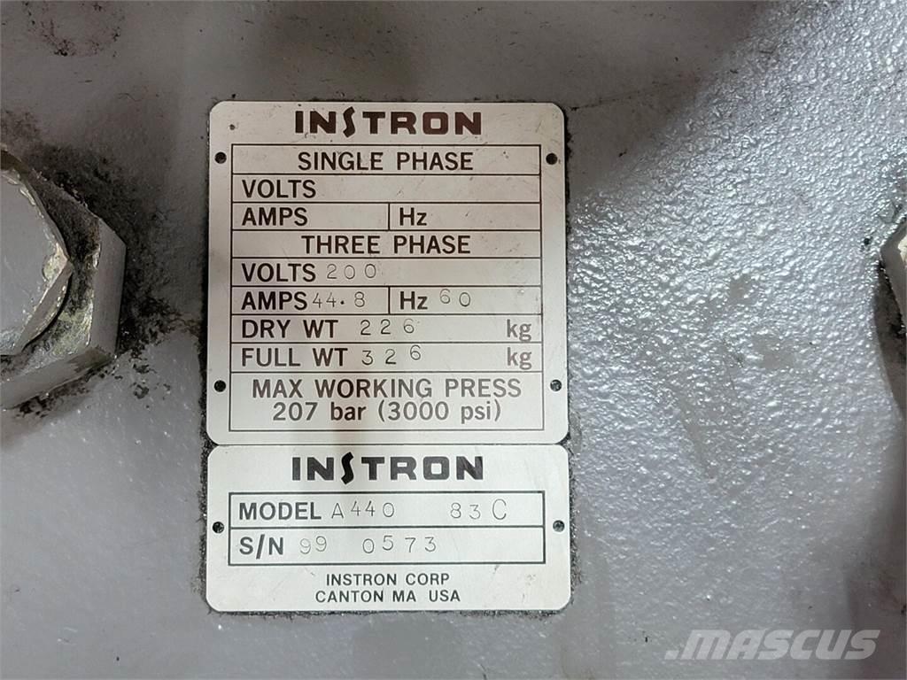  INSTRON A440 83C Ūdens sūkņi