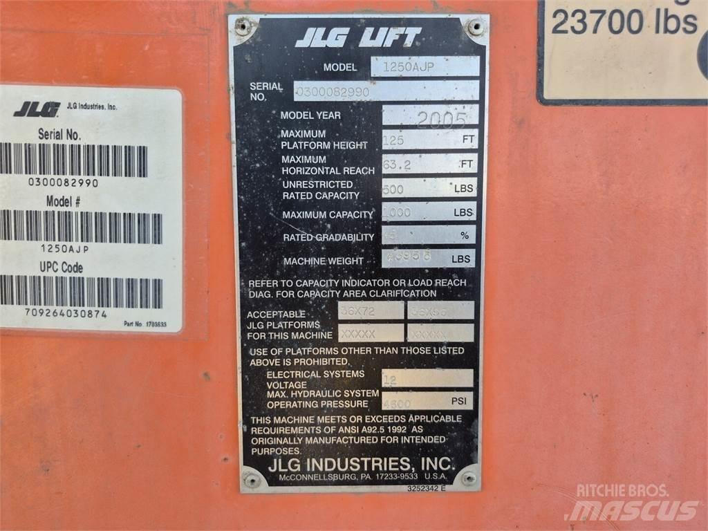 JLG 1250AJP Strēles pacēlāji