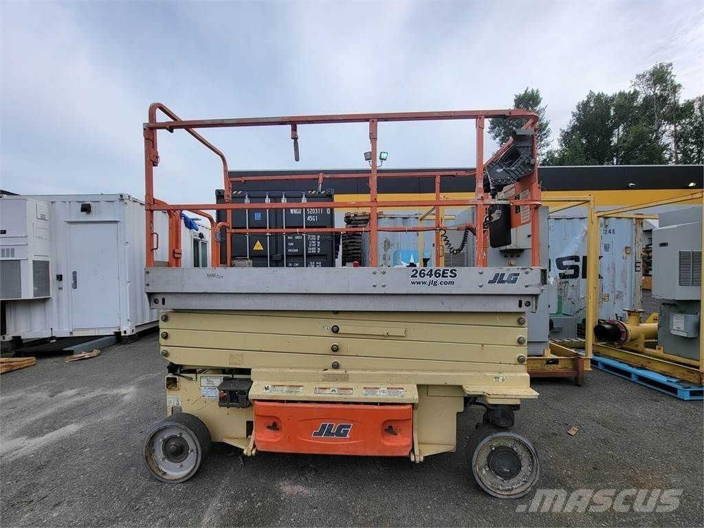 JLG 2646ES Šķerveida pacēlāji