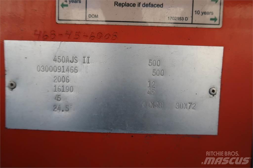 JLG 450AJ Strēles pacēlāji