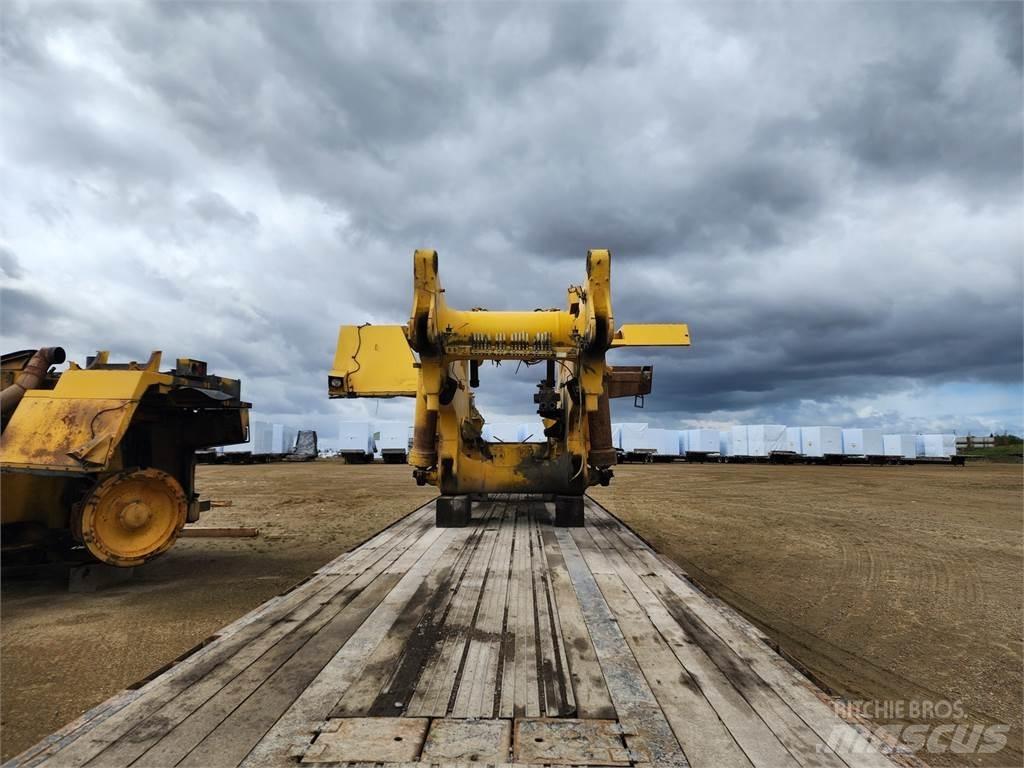 Komatsu  Artikulētie pašizgāzēji