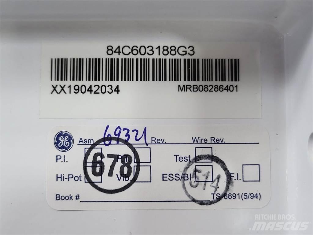 Komatsu 58E-43-00400 Artikulētie pašizgāzēji