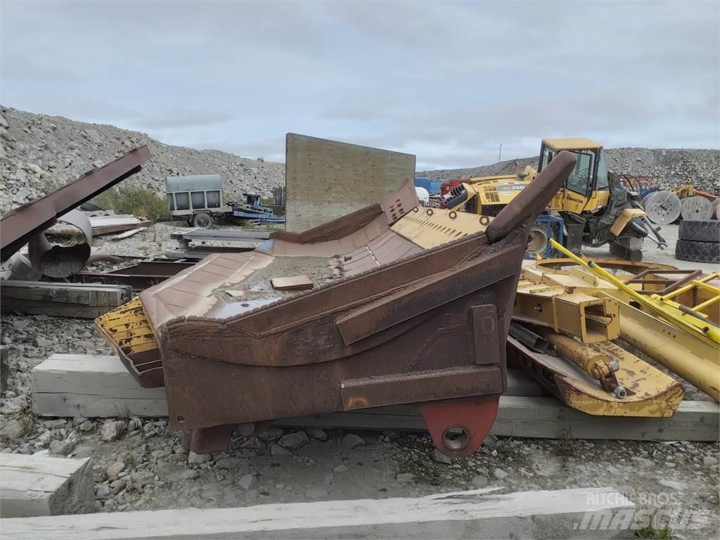 Komatsu D375 Riteņu buldozeri