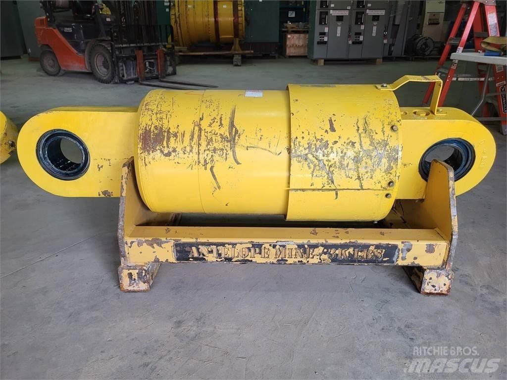 Komatsu EH9423 Artikulētie pašizgāzēji
