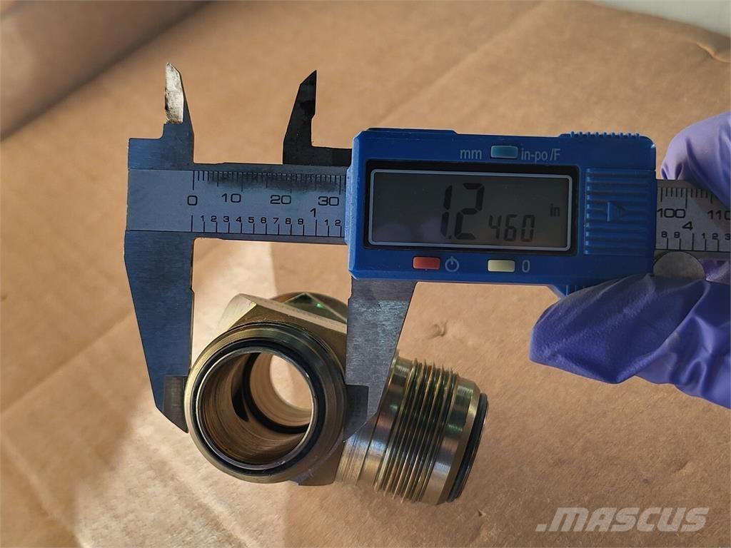 Komatsu WB0561 Citas sastāvdaļas