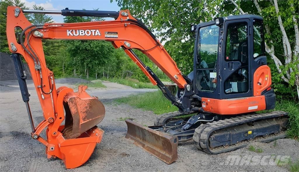 Kubota U55-4 Ekskavatori uz riteņiem