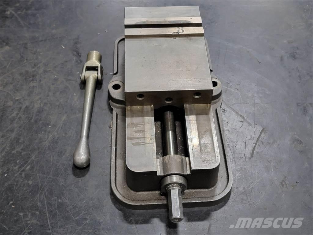  KURT D60 Būvniecība- Citi