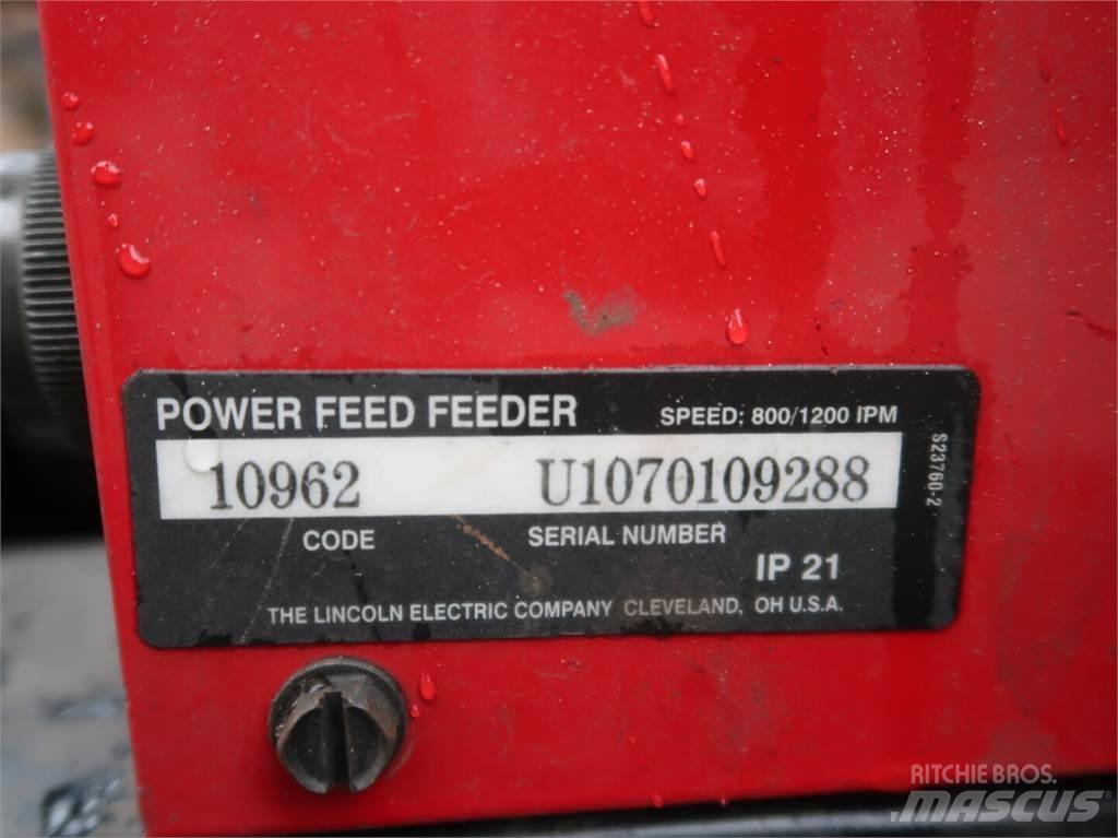 Lincoln ELECTRIC 10M Metināšanas iekārtas