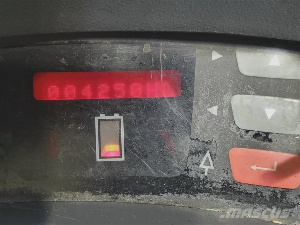 Raymond 425-C40TT Būvniecība- Citi