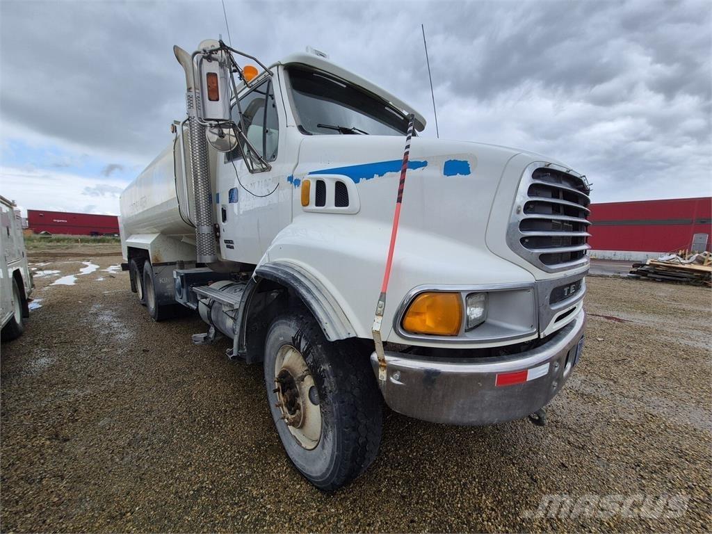 Sterling L9500 Komunālās mašīnas
