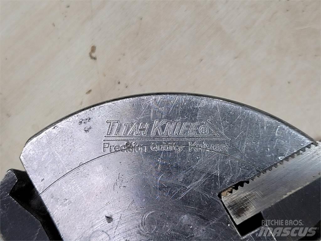 Titan KNIFE H01102022 Būvniecība- Citi