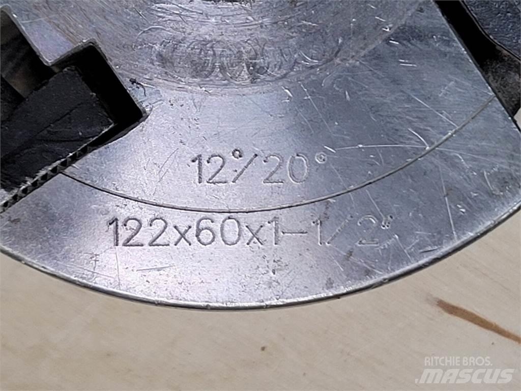 Titan KNIFE H01102023 Būvniecība- Citi