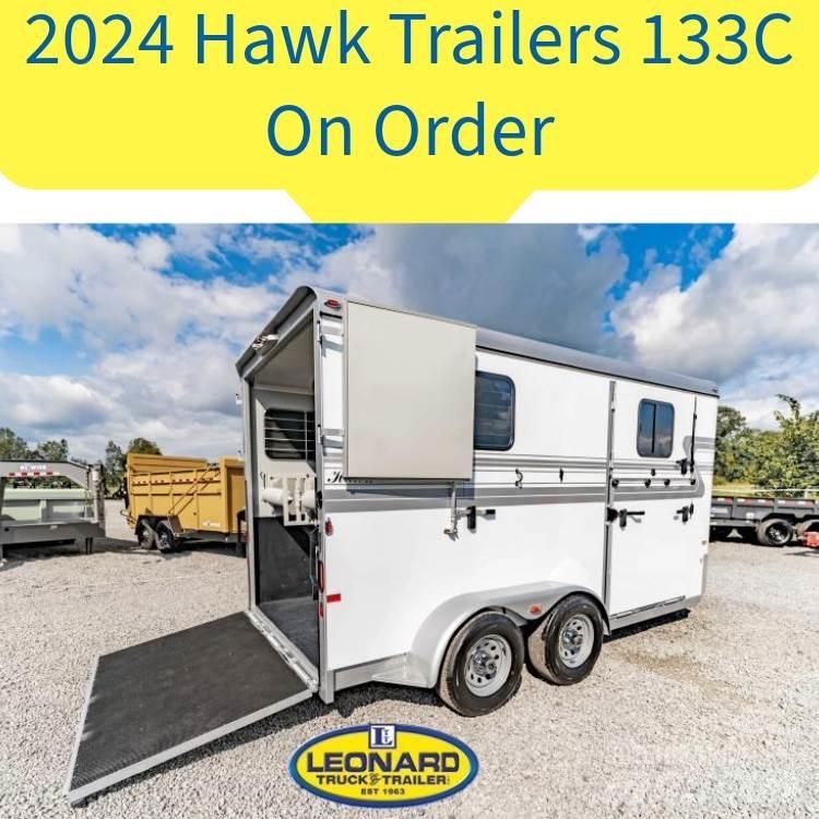 Hawk 133C Dzīvnieku transportēšanas piekabes