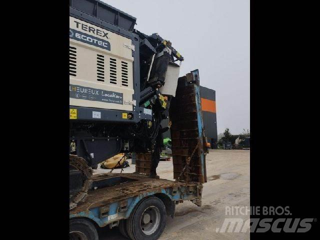 Terex TSS390T Drupinātāji