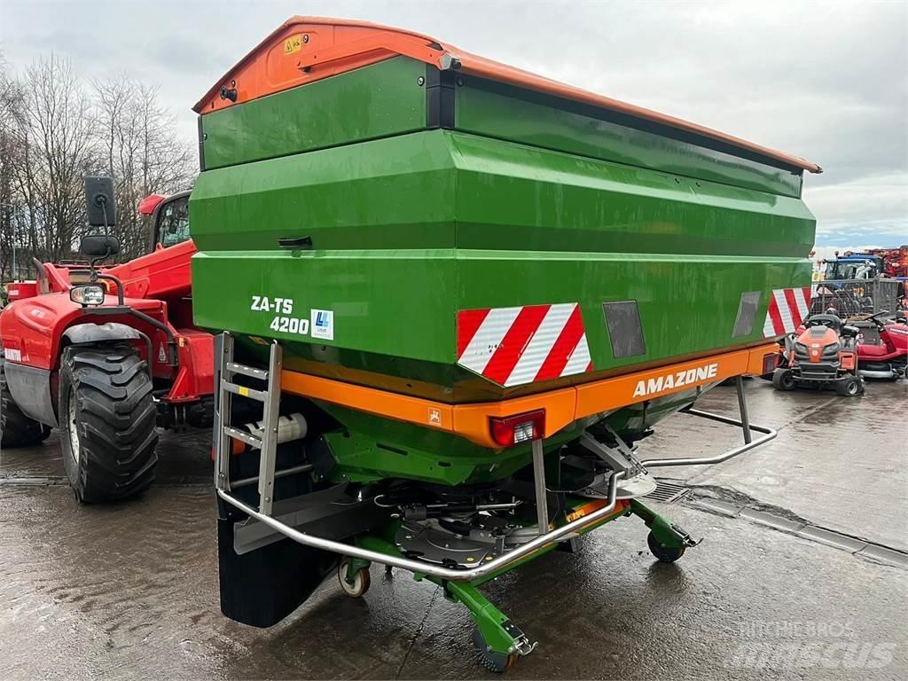 Amazone ZA-TS Minerālmēslu izkliedētāji