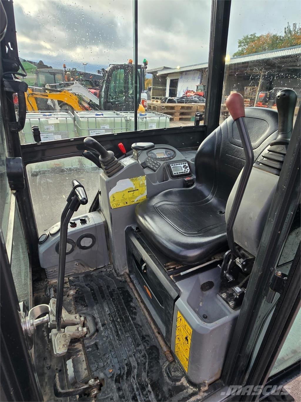 Bobcat E17 Kāpurķēžu ekskavatori
