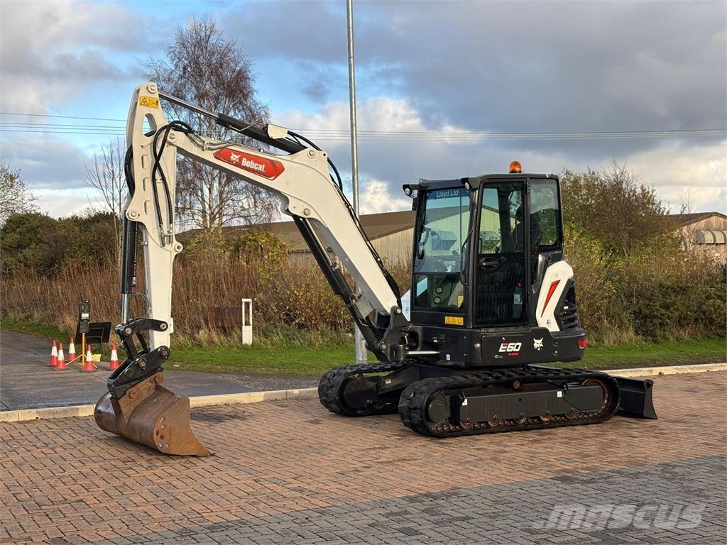 Bobcat E60 Kāpurķēžu ekskavatori