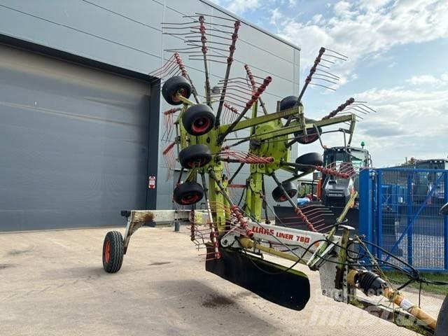 CLAAS Liner 780 Grābekļi un siena ārdītāji
