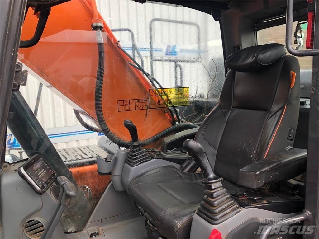 Develon Dx225lc-7 Kāpurķēžu ekskavatori